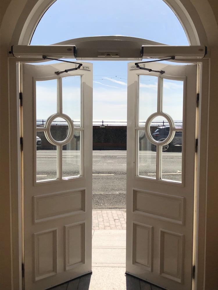 Eastbourne Riviera Hotel Экстерьер фото